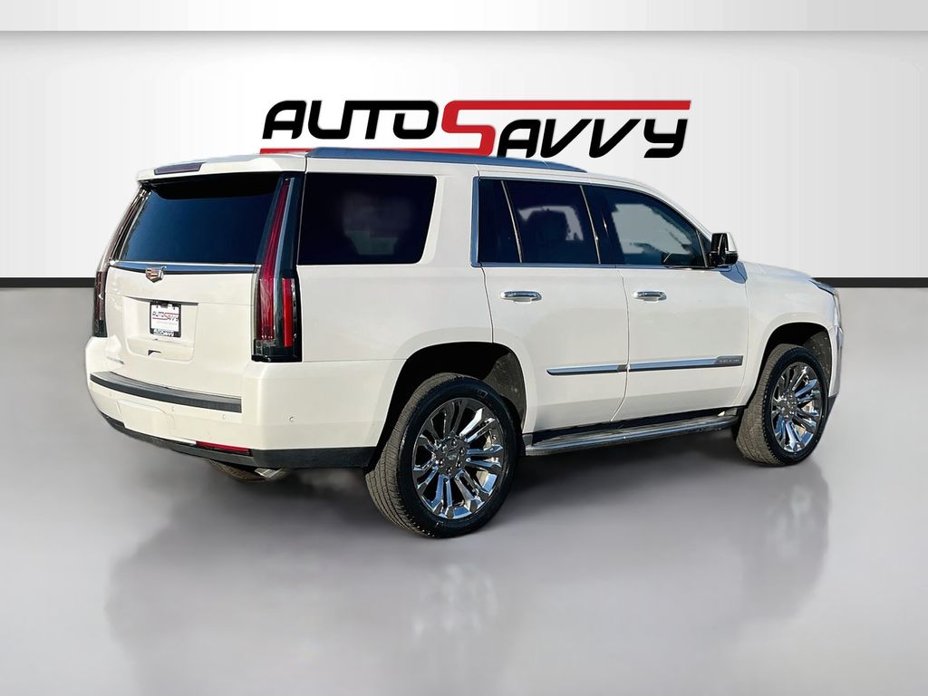 Used 2019 White Cadillac Luxury image 7