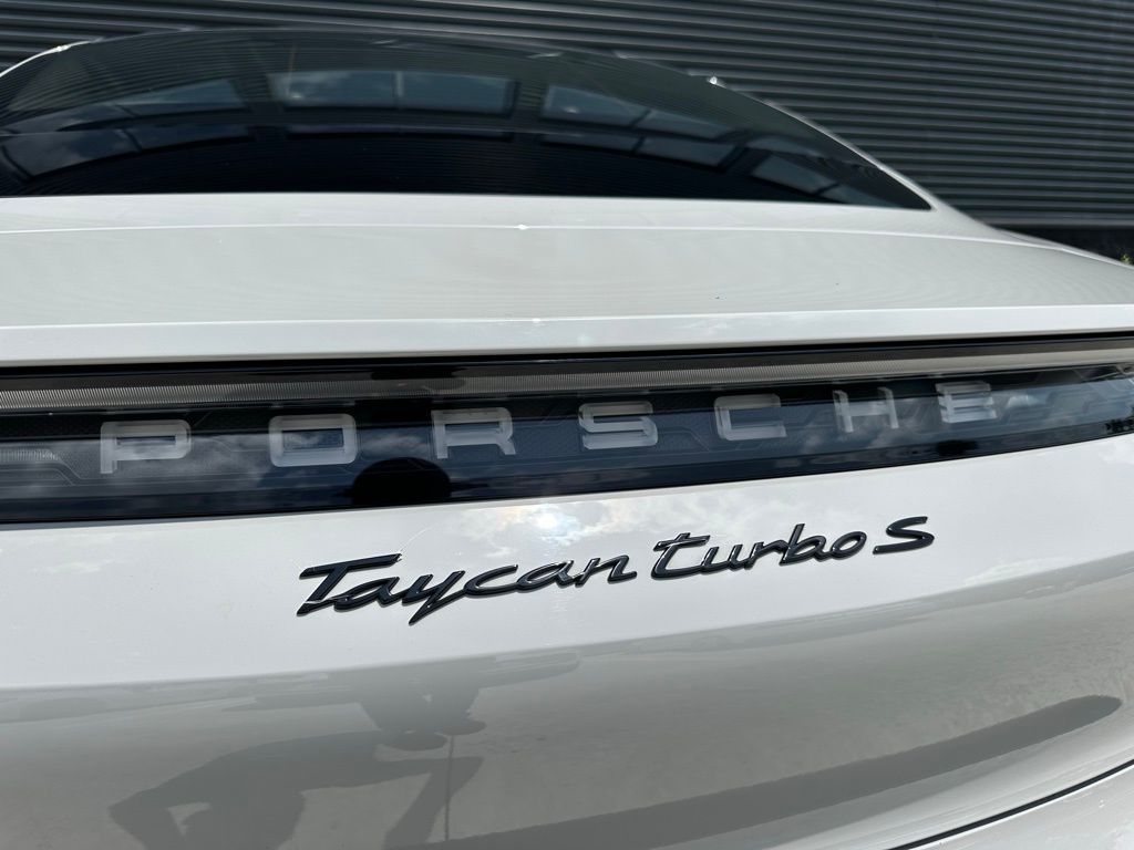 2024 Porsche Taycan Turbo 12