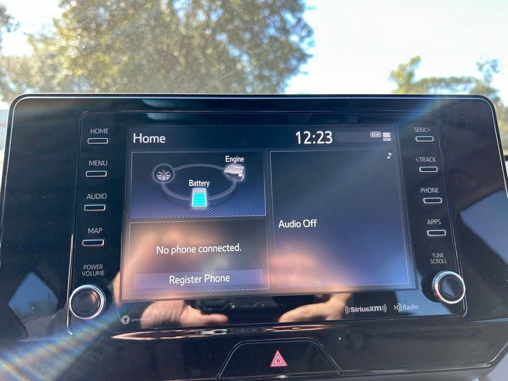 Thumbnail: 2022 Toyota Venza - 24