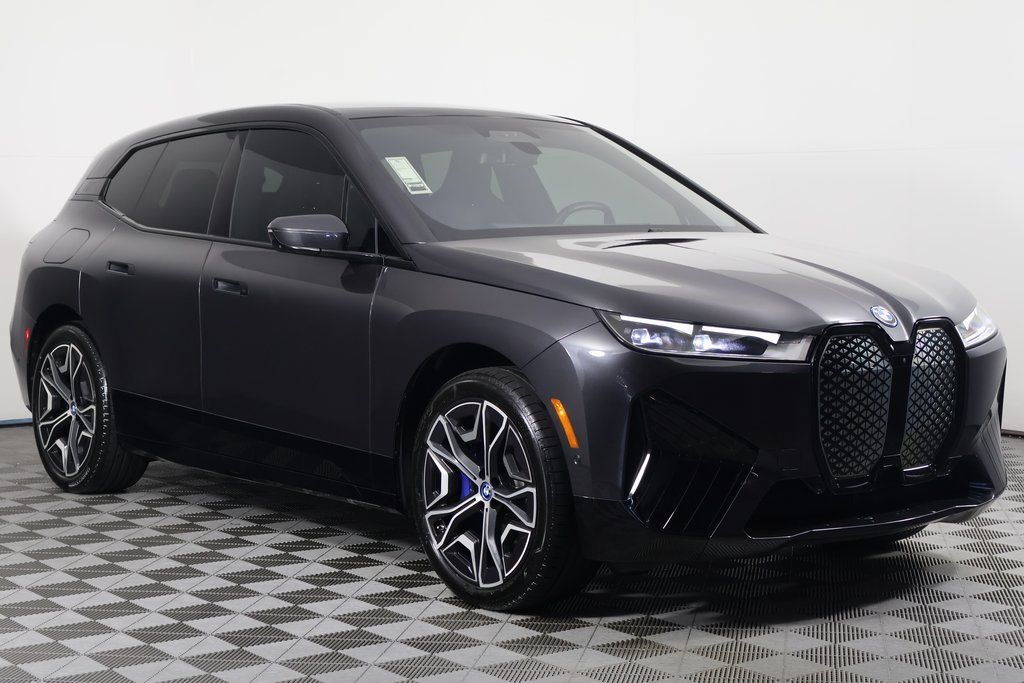 Thumbnail: 2024 BMW iX - 3