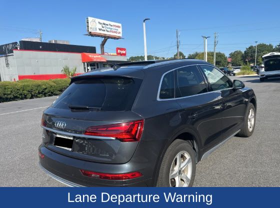 2023 Audi Q5 quattro Premium 40 TFSI