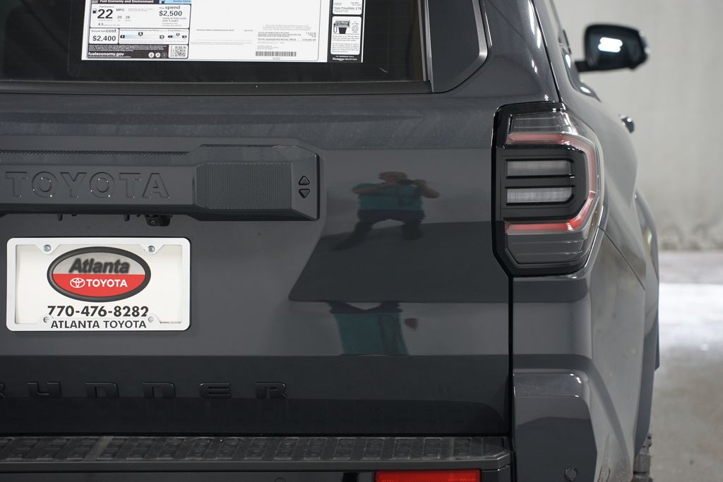 Thumbnail: 2025 Toyota 4Runner - 10