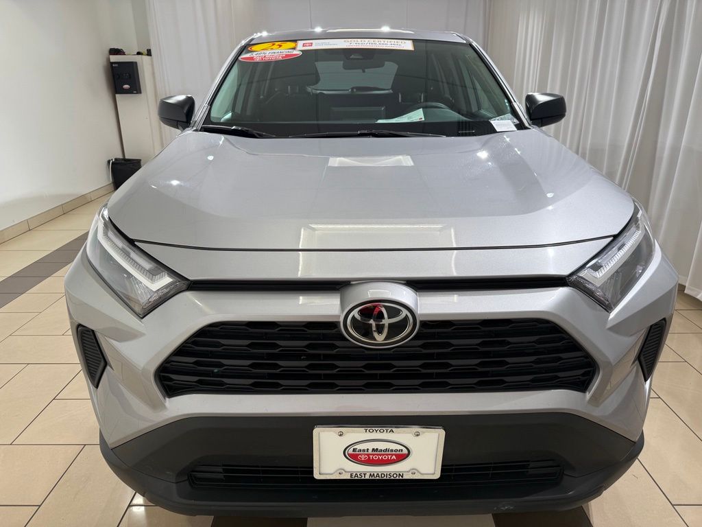 Thumbnail: 2025 Toyota RAV4 - 8