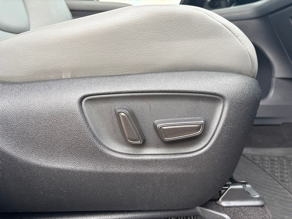 Used 2024 Toyota Sienna Van