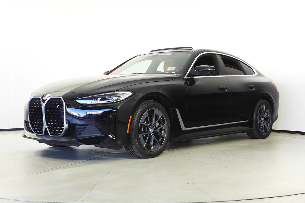 Thumbnail: 2023 BMW i4 - 2