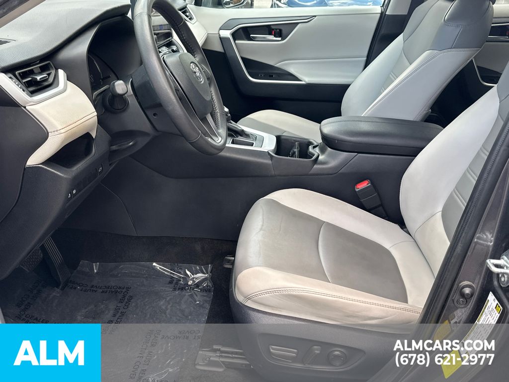 Used 2024 Gray Toyota XLE Premium image 10