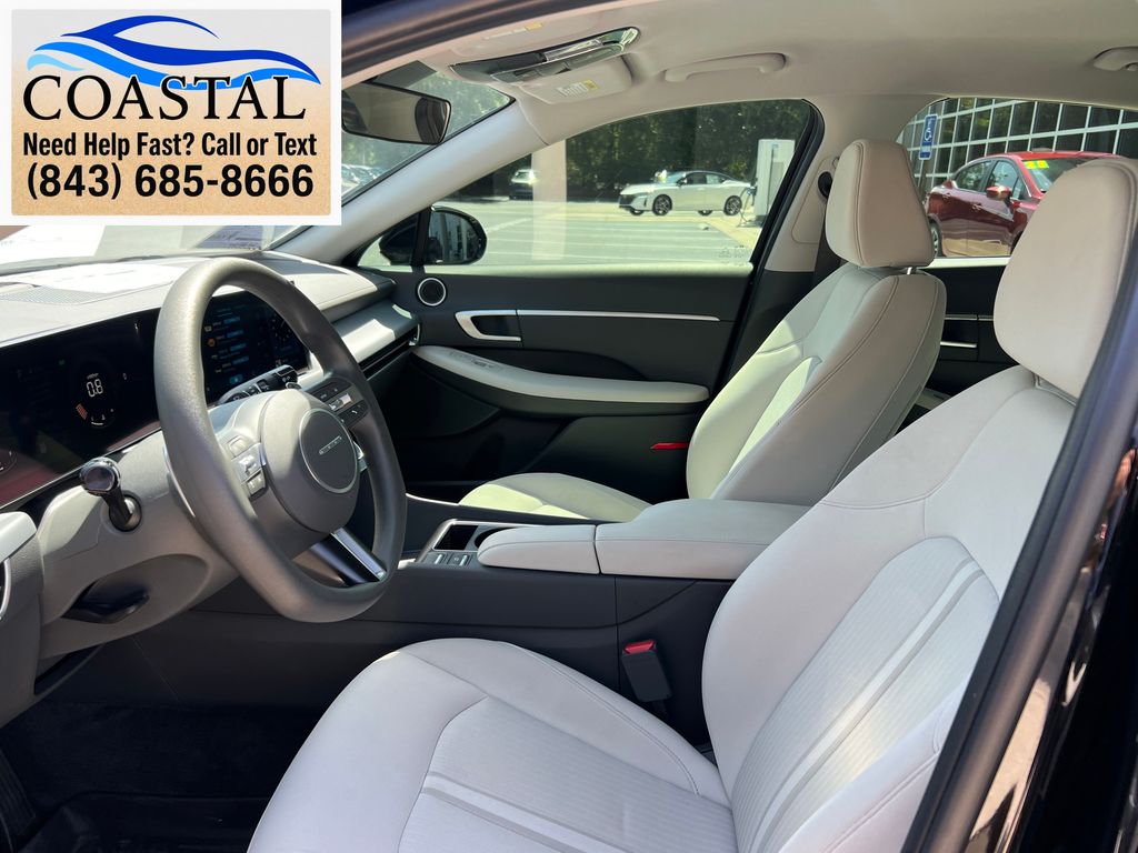2025 Hyundai Sonata SEL Black at Matthews Motors of Wilmington