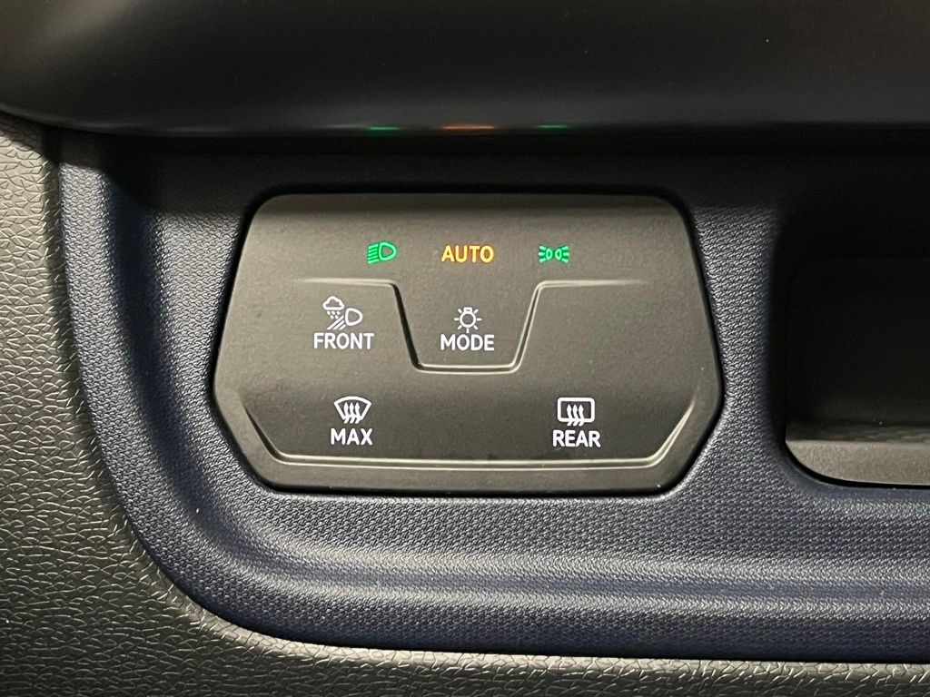 2025 Volkswagen ID. Buzz PRO S - Photo 15