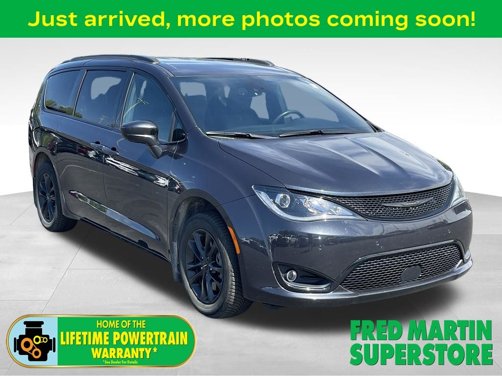 used 2020 Chrysler Pacifica car, priced at $25,000