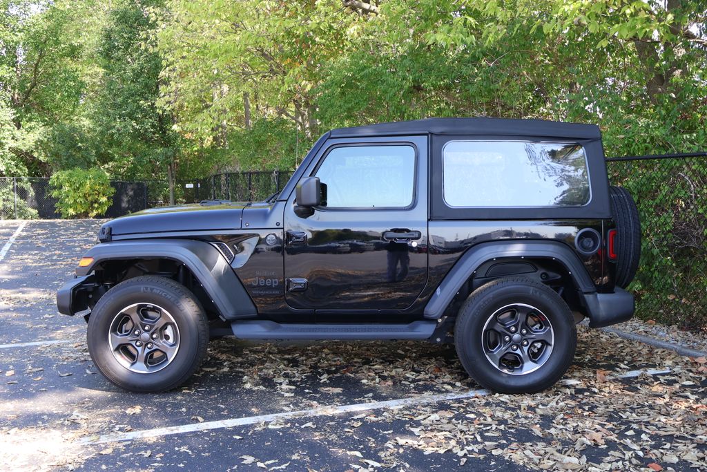 Thumbnail: 2022 Jeep Wrangler - 4