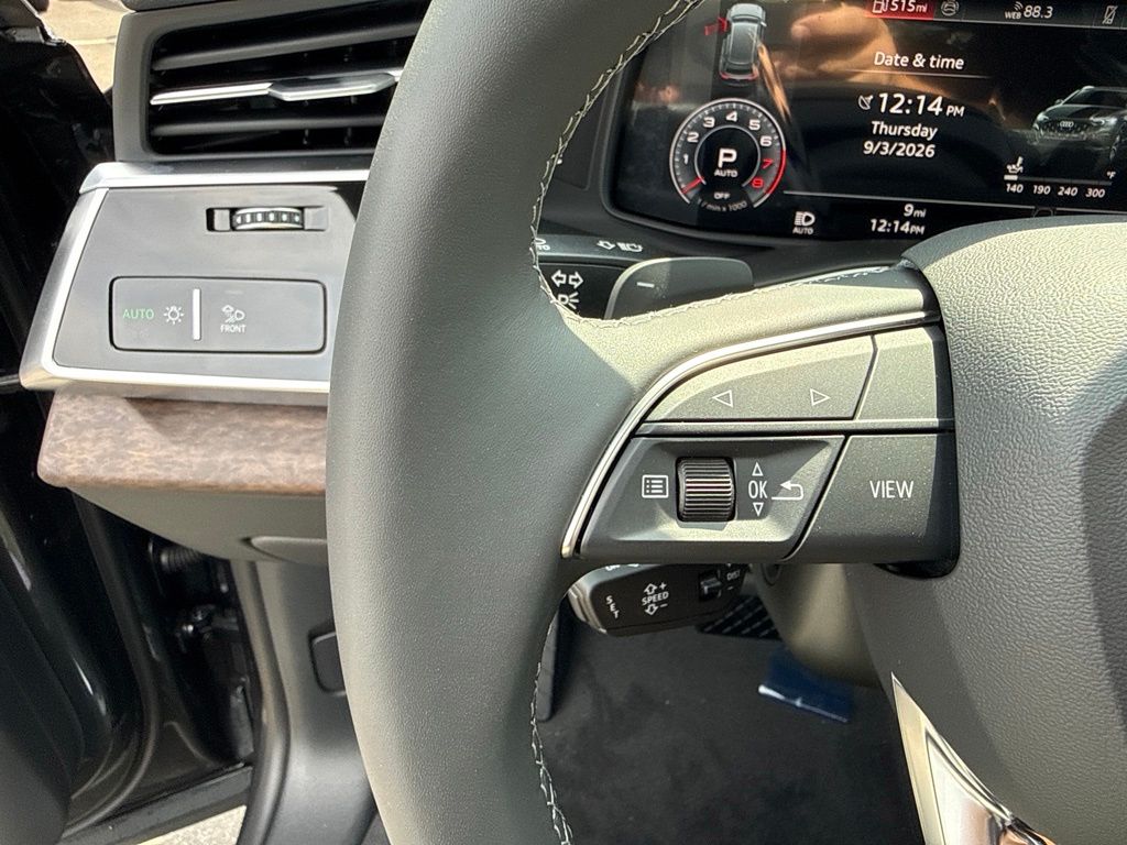 Thumbnail: 2027 Audi Q8 - 32
