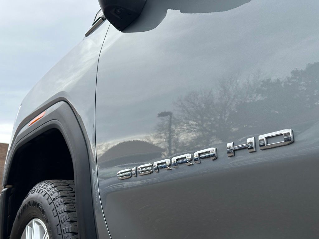 2024 GMC Sierra 2500HD SLT 13