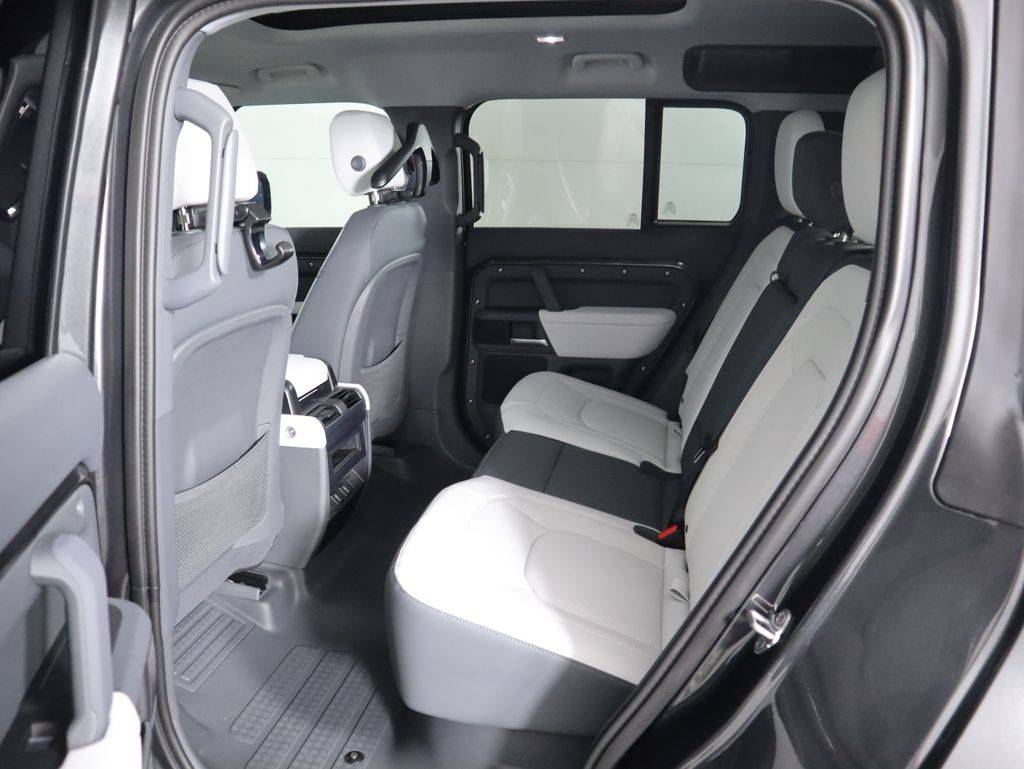 Thumbnail: 2026 Land Rover Defender - 23