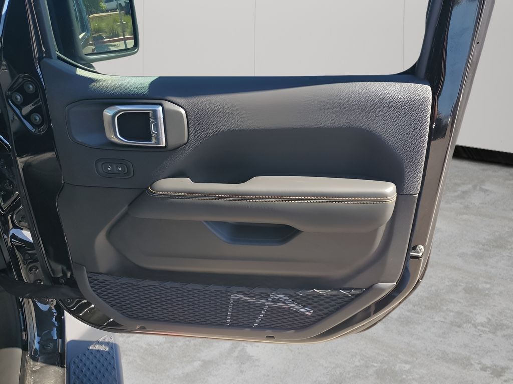 New Car 2025 Jeep Gladiator  For Sale Under $40,000 In Austin, Texas