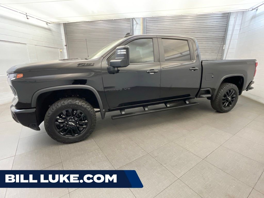 Black 2026 Chevrolet Silverado 2500HD Pickup Truck Four-Wheel Drive Automatic