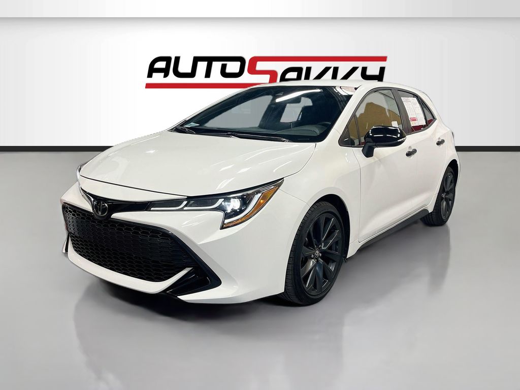 Used 2022 White Toyota SE Nightshade Edition image 3
