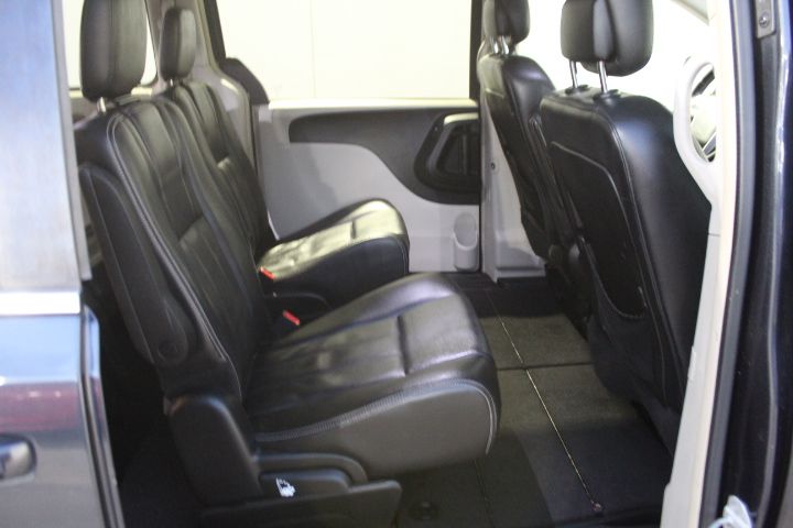 Used Car 2013 Chrysler Town & Country  Sports Van Touring Front Wheel Drive For Sale Under $10,000 In Georgetown, Texas