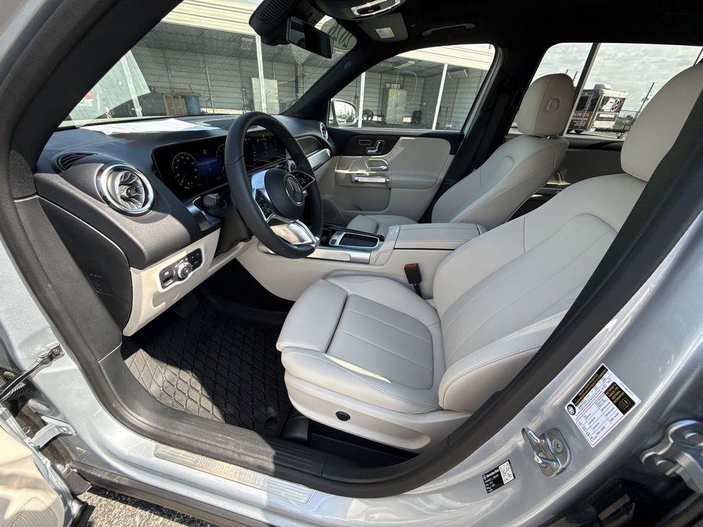 Thumbnail: 2026 Mercedes-Benz GLB - 29