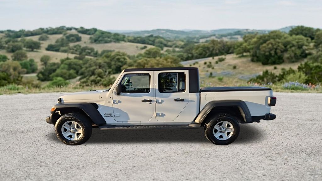 Used Car 2020 Jeep Gladiator  Sport For Sale Under $30,000 In Austin, Texas