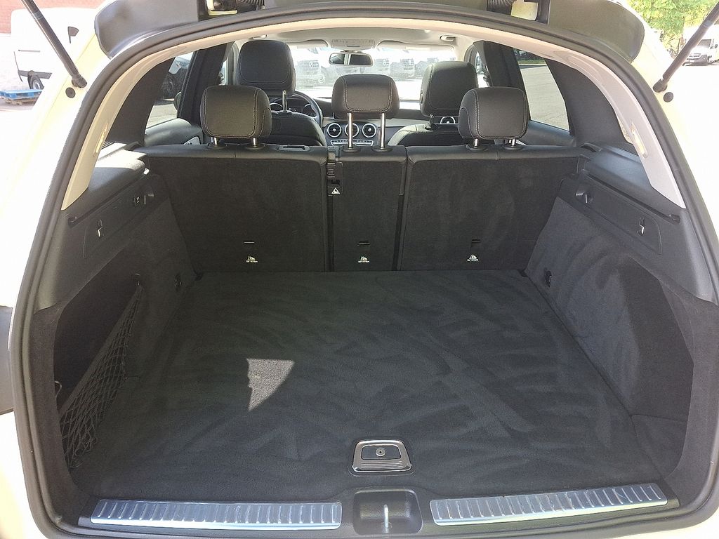 2019 Mercedes-Benz GLC 300 28
