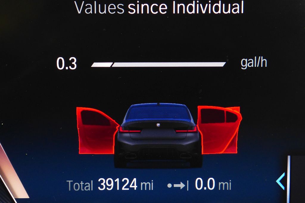 Thumbnail: 2023 BMW 3 Series - 32