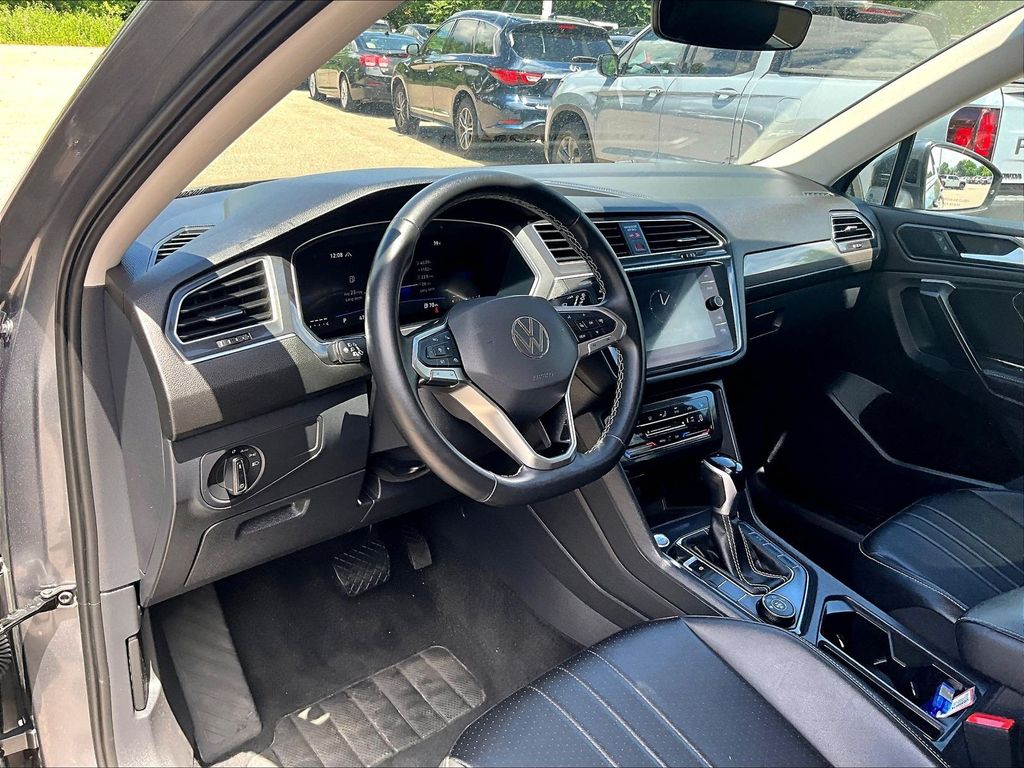 2024 Volkswagen Tiguan — photo 8