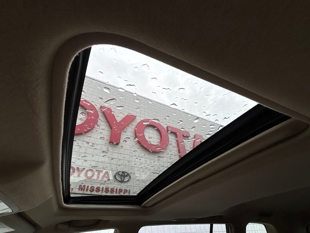 Used 2012 Toyota Highlander SUV