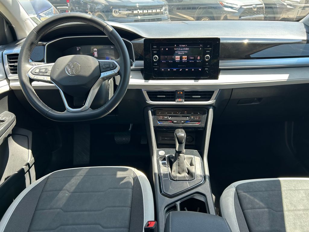 Used 2025 Volkswagen Taos SUV