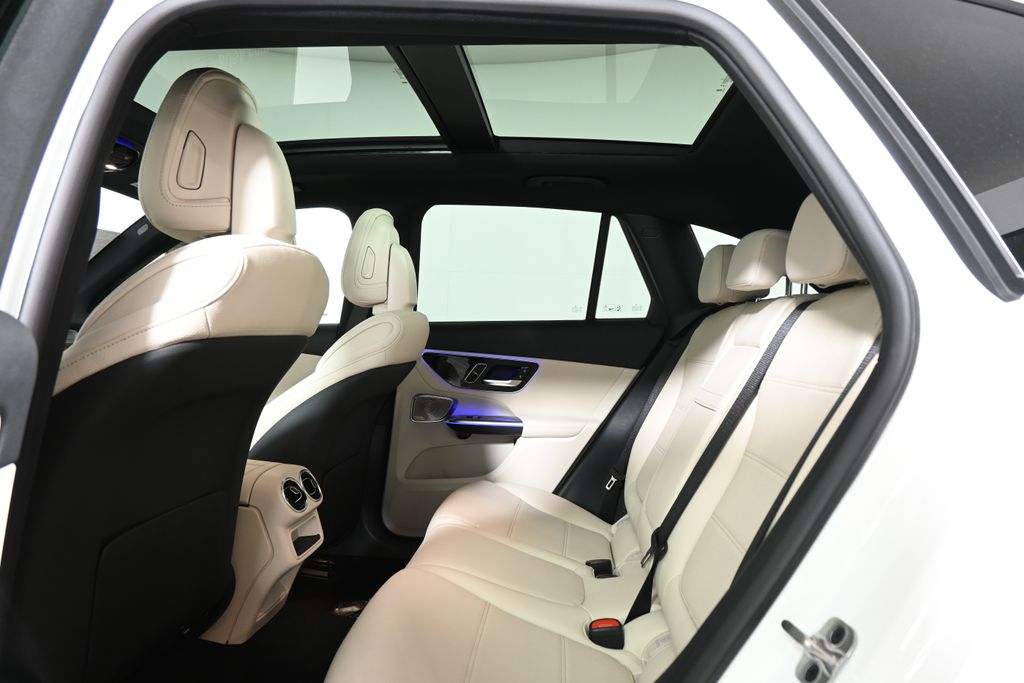 Thumbnail: 2026 Mercedes-Benz GLC - 27