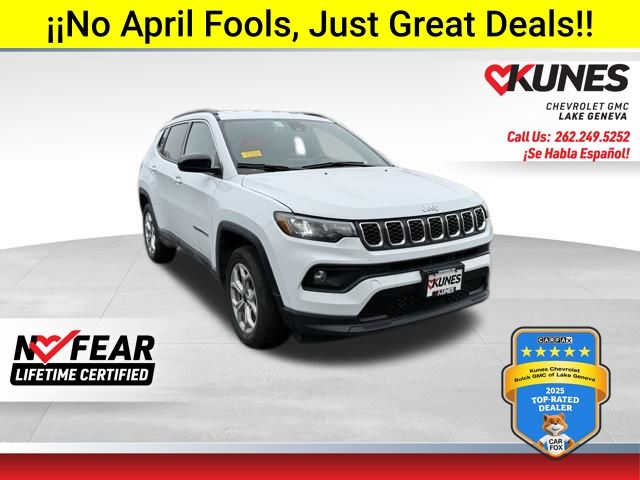 Bright White Clearcoat 2025 Jeep Compass Latitude 4WD SUV / Crossover Four-Wheel Drive 8-Speed Automatic