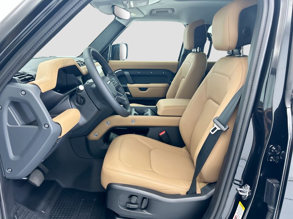 Thumbnail: 2026 Land Rover Defender - 18