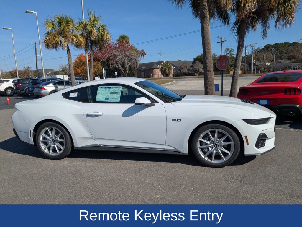 2025 Ford Mustang GT Premium Fastback