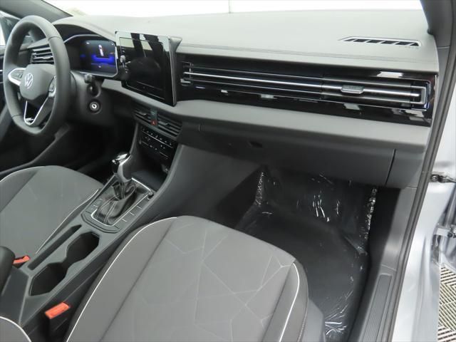 Thumbnail: 2026 Volkswagen Jetta - 17