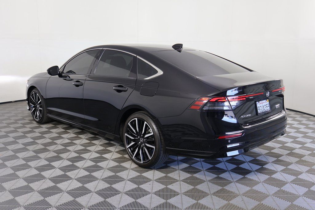 Thumbnail: 2023 Honda Accord - 6