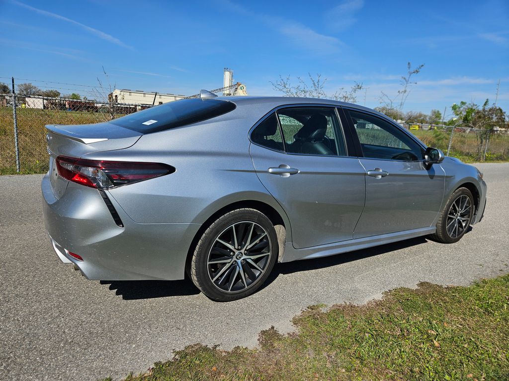 2022 Toyota Camry SE 5