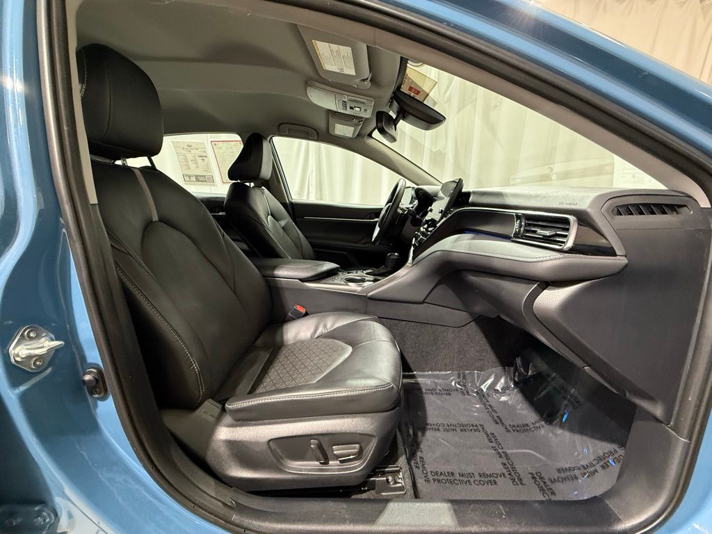 Thumbnail: 2024 Toyota Camry - 20