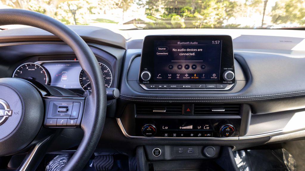 Used 2023 Nissan Rogue SV 4D Sport Utility