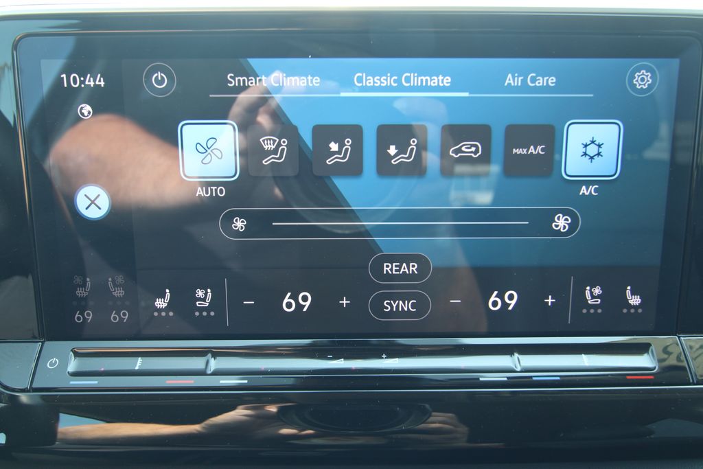 Used 2025 Volkswagen Atlas SUV