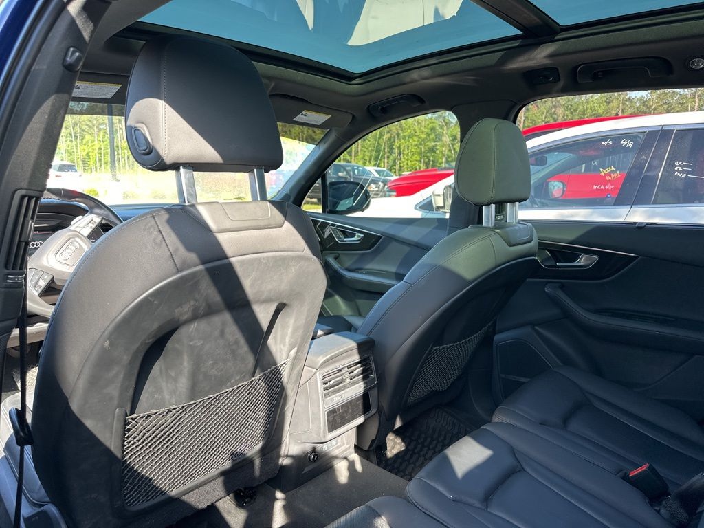 2021 Blue Metallic Audi Q7 55 Prestige AWD SUV