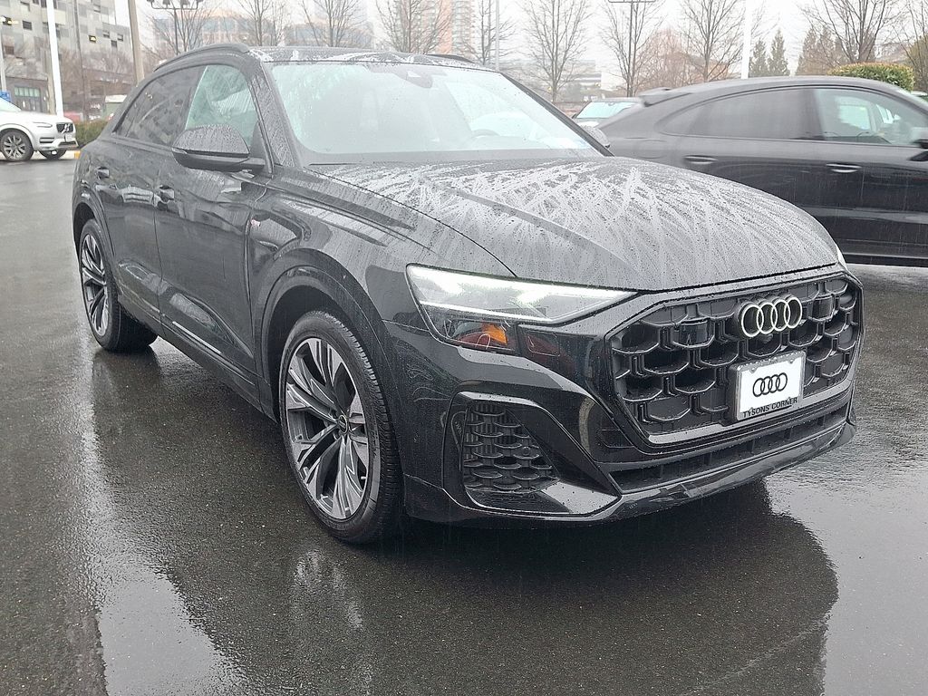 Thumbnail: 2026 Audi Q8 - 2