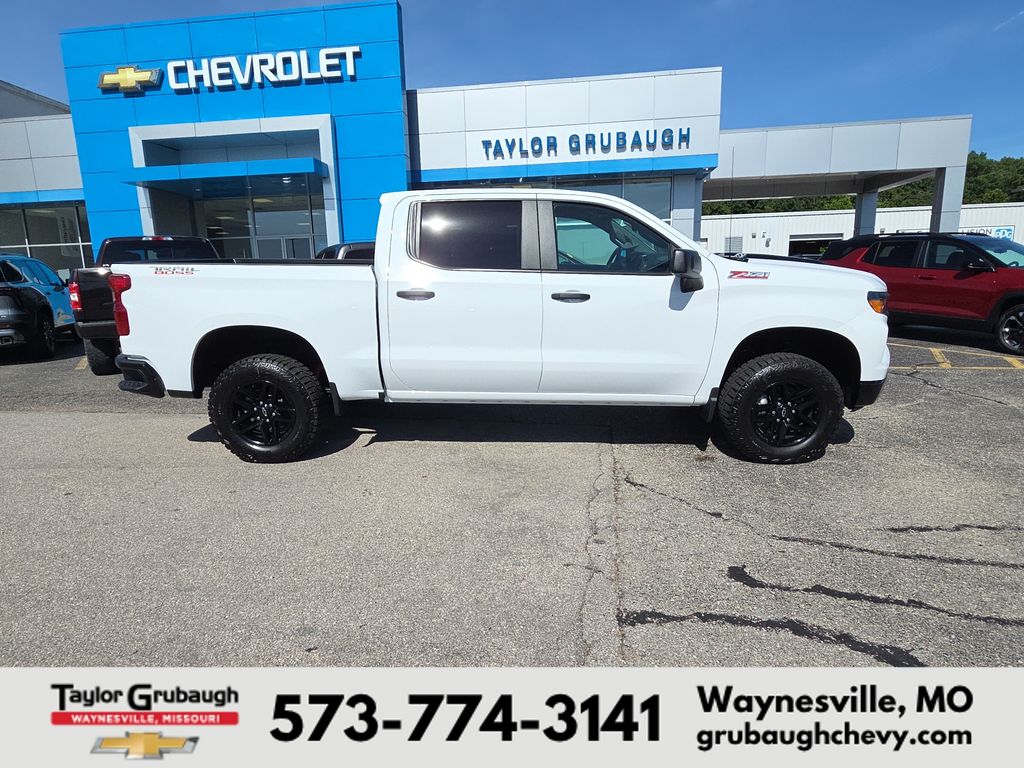 Summit White 2026 Chevrolet Silverado 1500 Pickup Truck Four-Wheel Drive Automatic