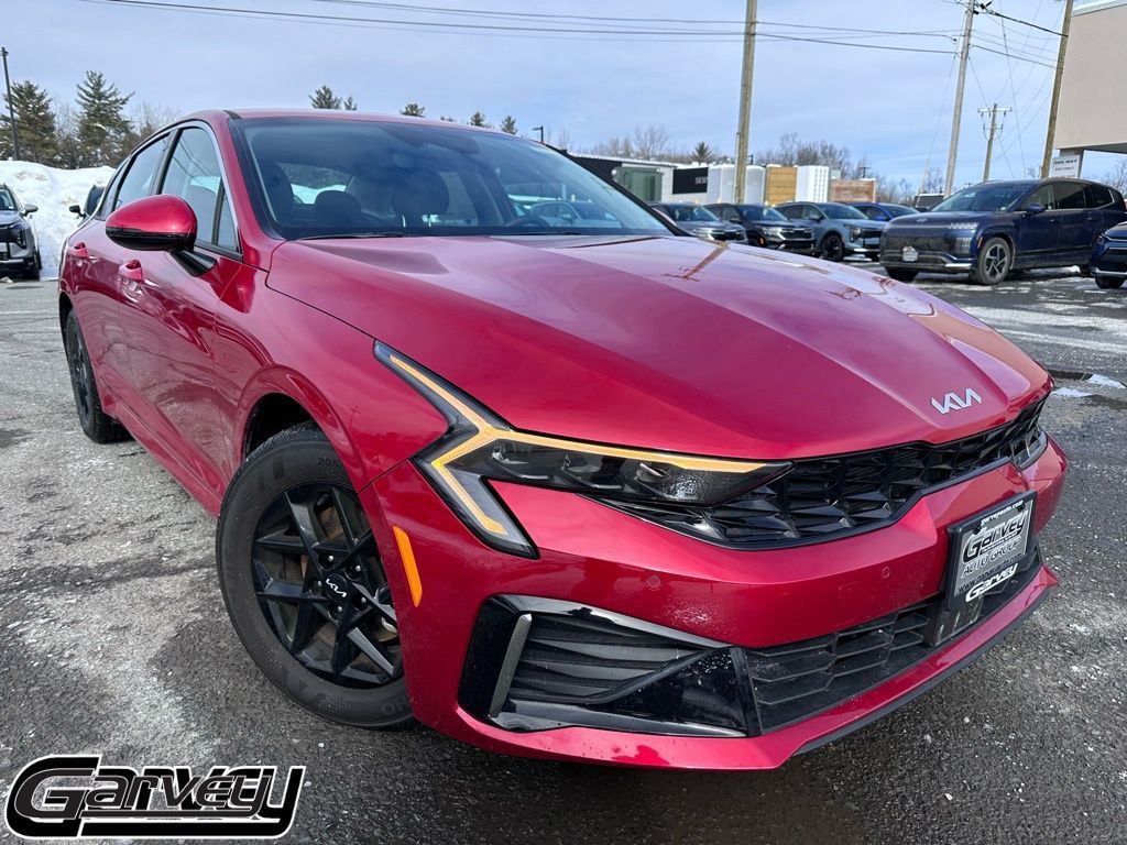 Runway Red 2025 Kia K5 LXS FWD Sedan Front-Wheel Drive 8-Speed Automatic