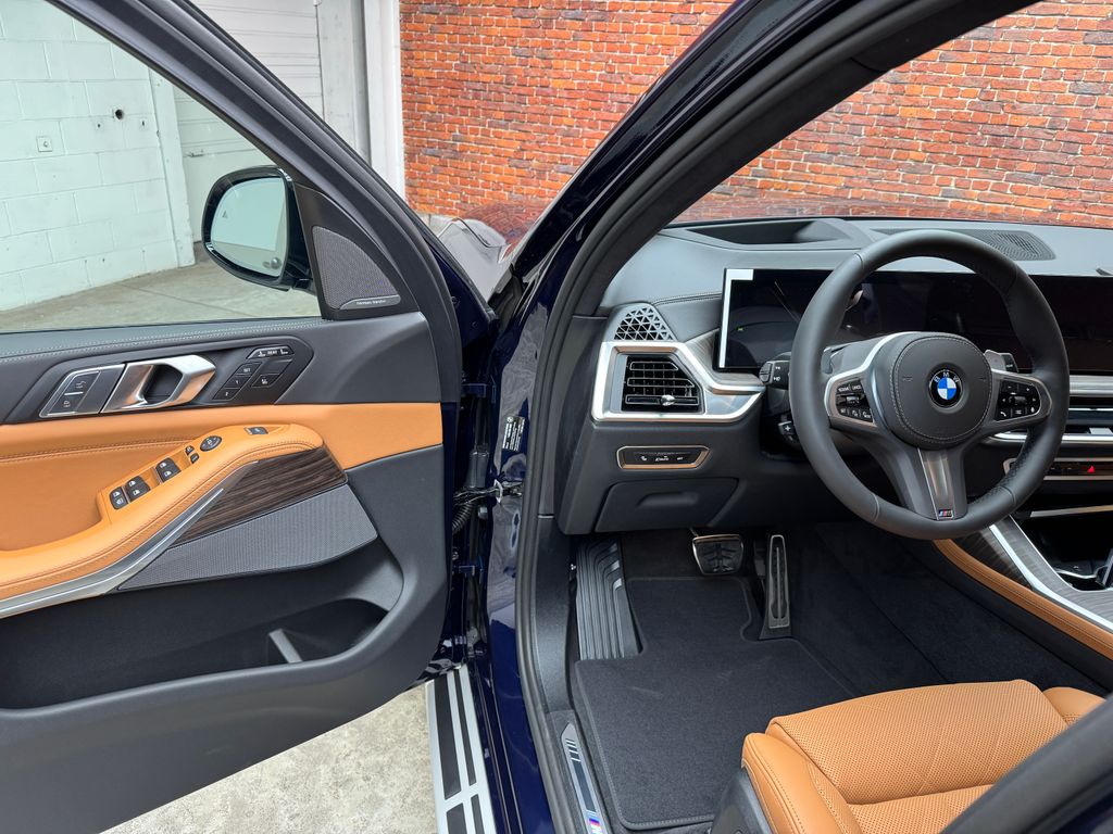 New 2026 Blue BMW xDrive40i image 9