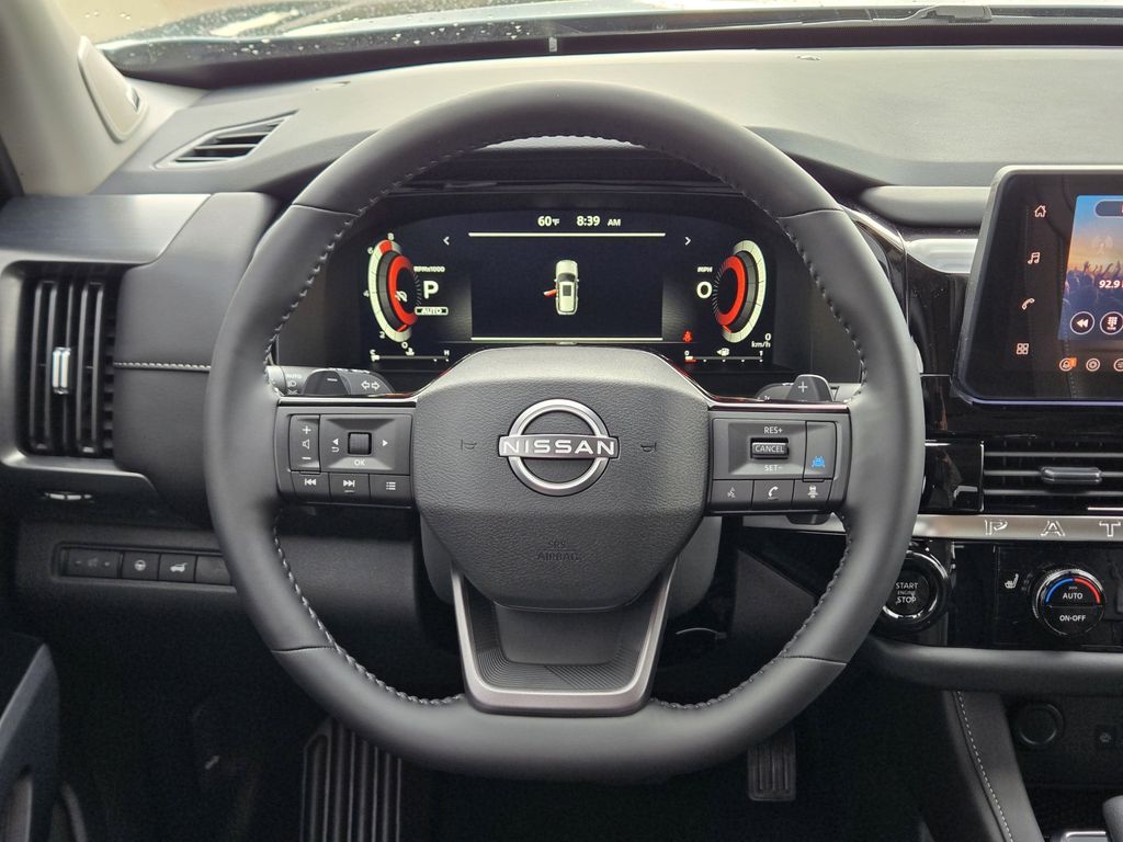 2026 Nissan Pathfinder SL - 10