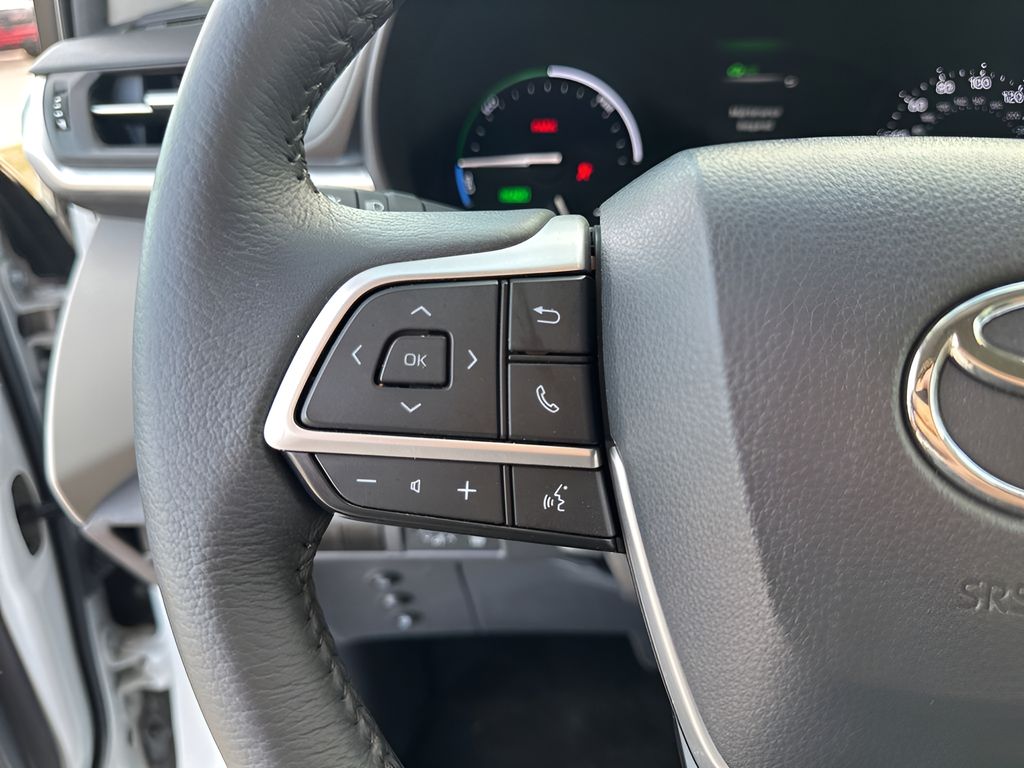 Used Car 2024 Toyota Sienna  Xle For Sale Under $80,000 In Austin, Texas