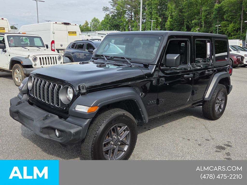 Used 2025 Black Jeep Sport S image 4