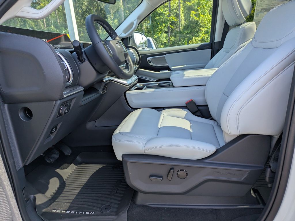 2027 Ford Expedition Max 