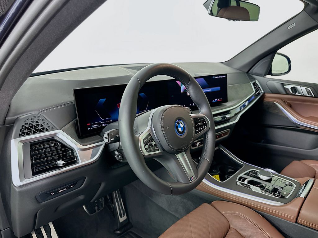 Thumbnail: 2024 BMW X5 - 9