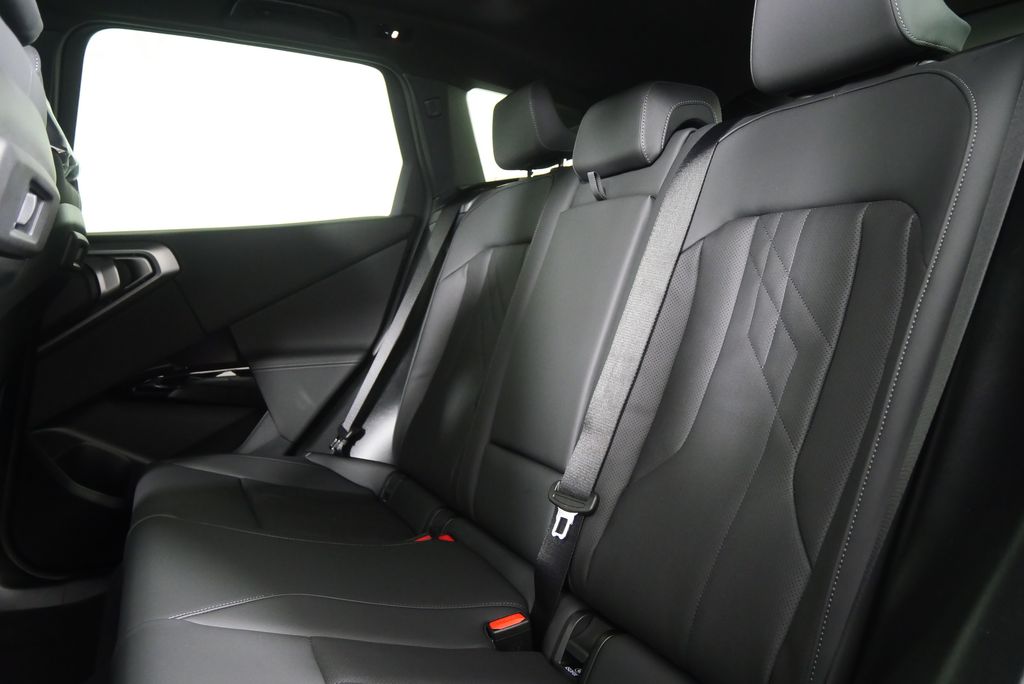 Thumbnail: 2026 BMW X3 - 16