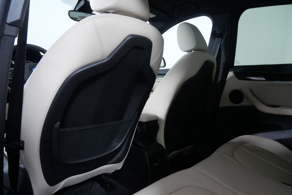 2022 BMW X1 sDrive28i 16